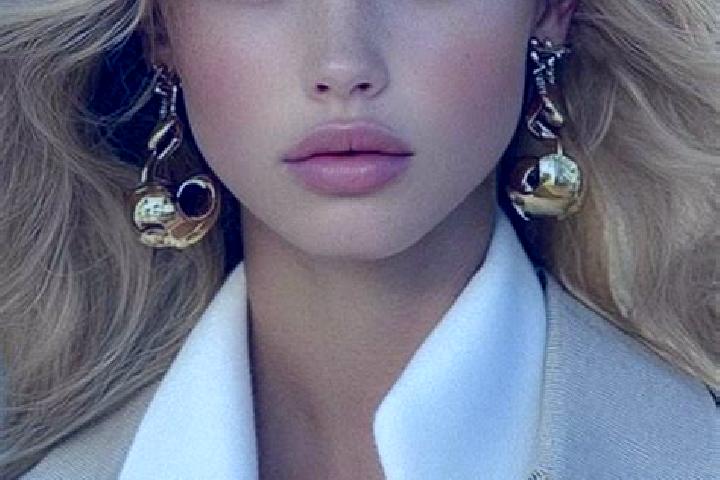 Nova, 20, a blonde amber-eyed mixed companion based in Vallromanes. Offering Deep French Kissing, GFE, Duos, A-Level. Available for incall and outcall, overn...