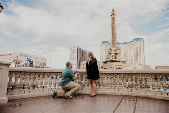 Nova, 20, a chestnut amber-eyed mixed companion based in North Las Vegas. Offering Massage, Fetish, Couples. Available for incall and outcall, day and evenin...