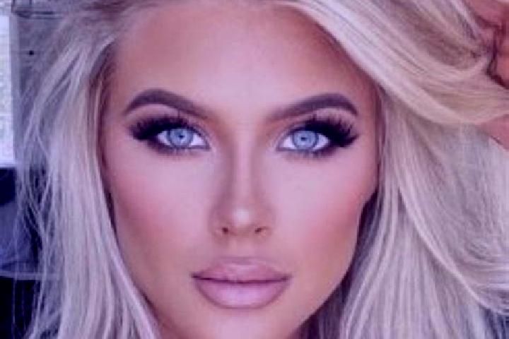 Nova, 20, a platinum blonde brown-eyed middle eastern companion based in Pagar Alam. Offering Prostate Massage, Roleplay, Dinner Date, OWO. Available for inc...