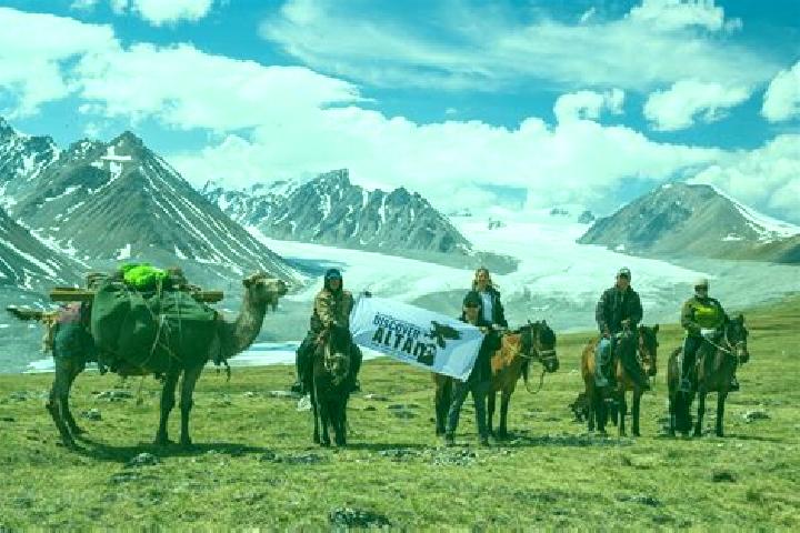 Nova, 20 — Escort in Altai, Mongolia