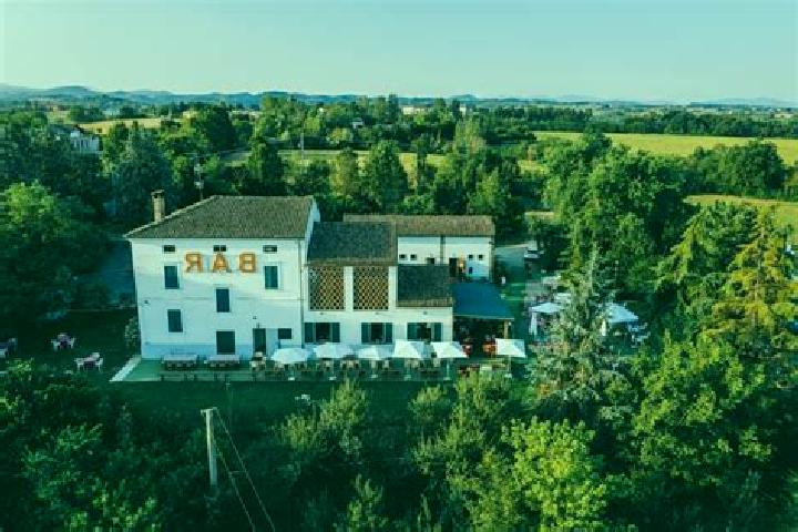 Nova, 20 — Escort in Castelnuovo Fogliani, Italy