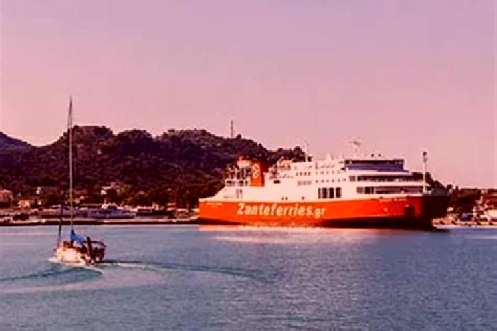 Nova, 20 — Escort in Solomos, Greece
