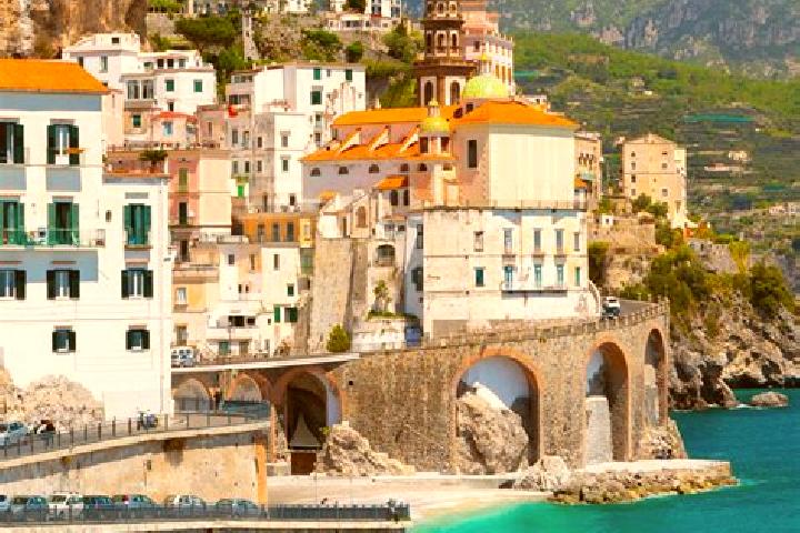 Nova, 20 — Escort in Valeriano, Italy