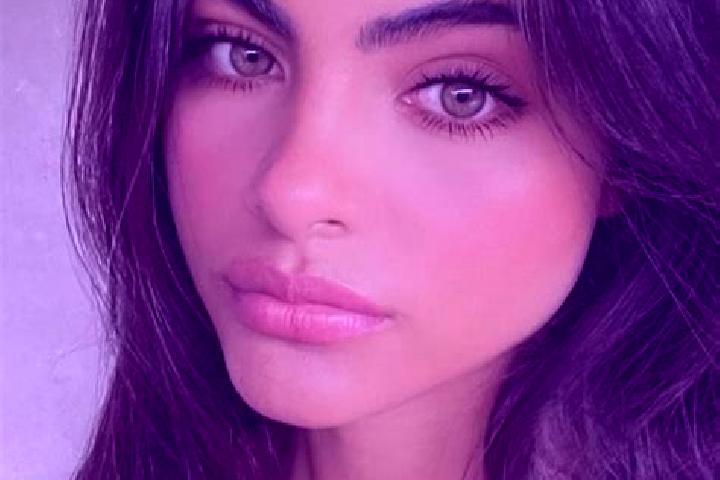 Nova, 21, a brunette grey-eyed indian companion based in Hung My. Offering Fetish, Girlfriend Experience. Available for incall and outcall, day and evening d...
