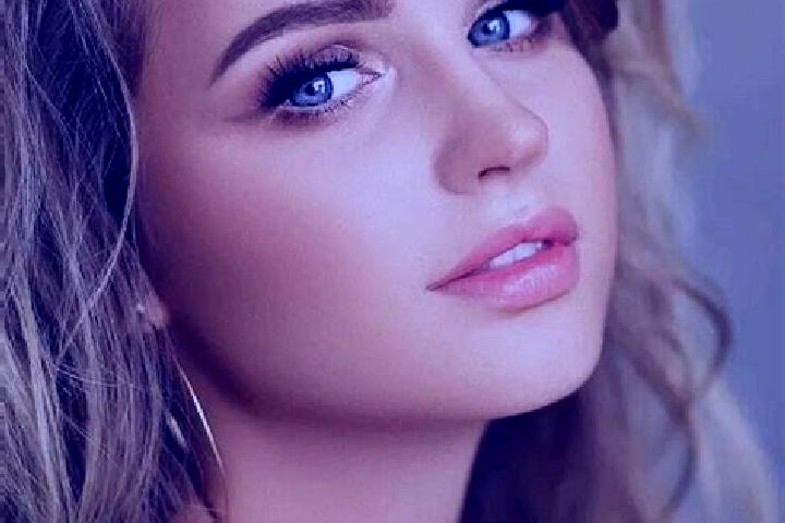 Nova, 21, a dark blonde blue-eyed asian companion based in Naushahro Firoz. Offering CIM, Party Girl, 69. Available for incall and outcall, day and evening d...