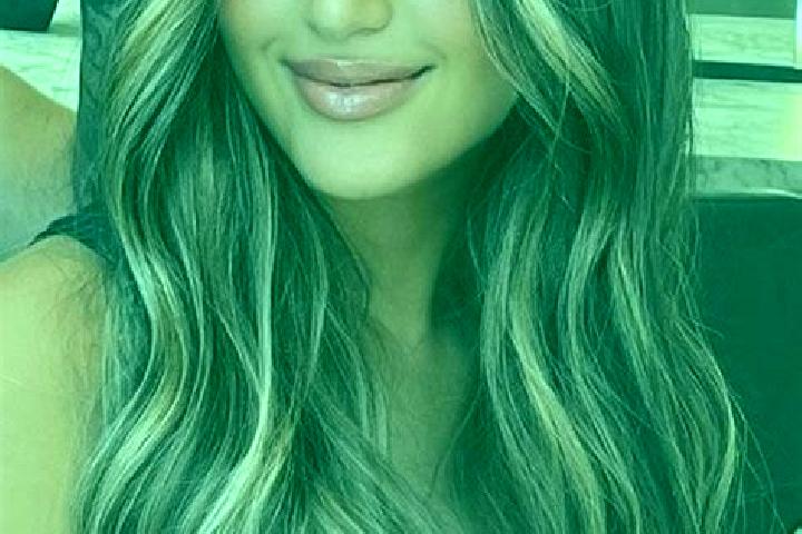 Nova, 21, a dark blonde brown-eyed mediterranean companion based in Horonhlab. Offering Striptease, Dinner Date, OWO, A-Level, Couples. Available for incall ...