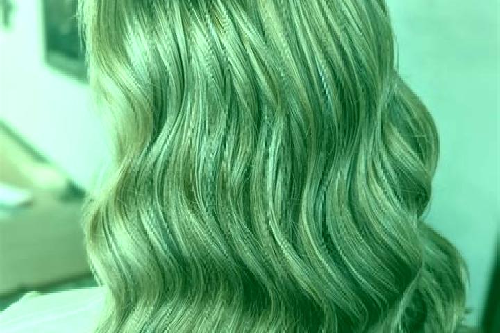 Nova, 21, a dark blonde grey-eyed middle eastern companion based in Oxford. Offering Travel Companion, OWO, A-Level, CIM. Available for incall and outcall, d...