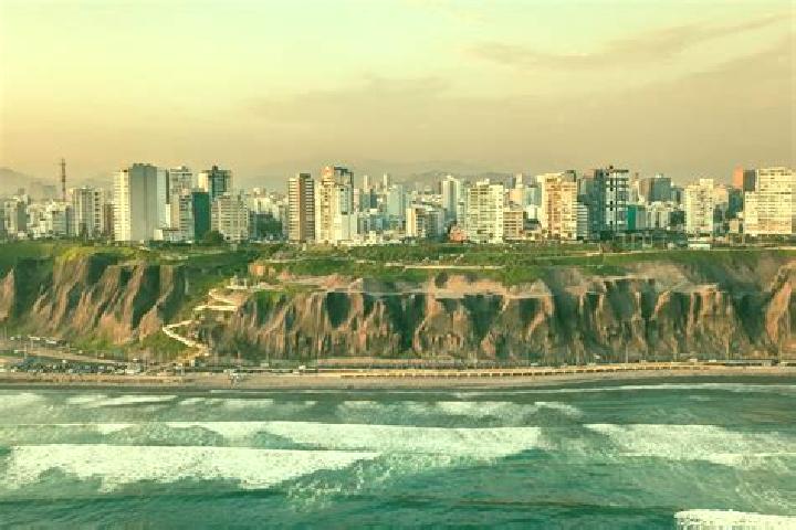 Nova, 21 — Escort in Antaparco, Peru