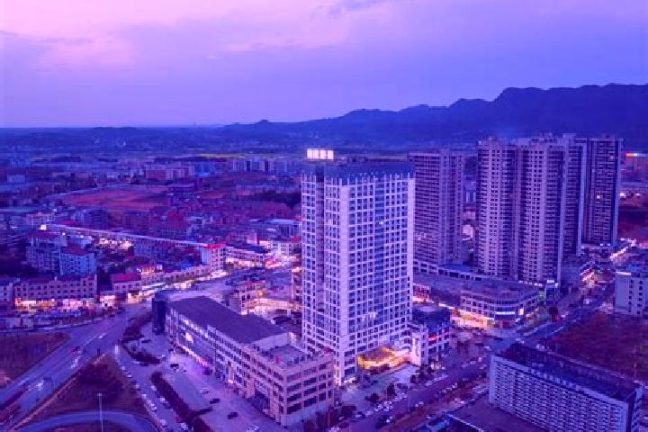 Nova, 21 — Escort in Dongyang, China