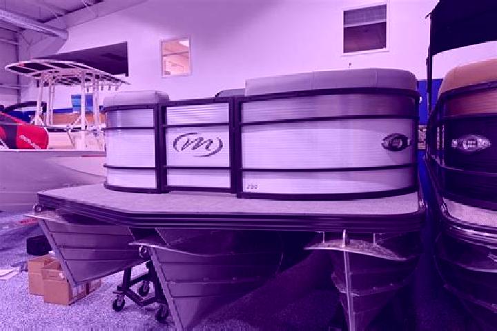 Nova, 21 — Escort in Manitou Beach-Devils Lake, United States