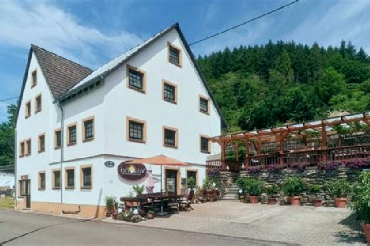 Nova, 21 — Escort in Merschbach, Germany
