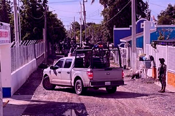 Nova, 22 — Escort in Estacion Bamoa, Mexico