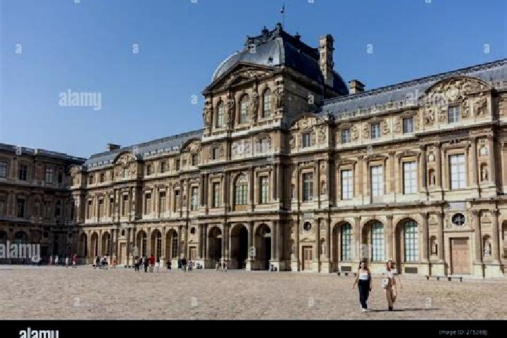 Nova, 22 — Escort in Louvres, France