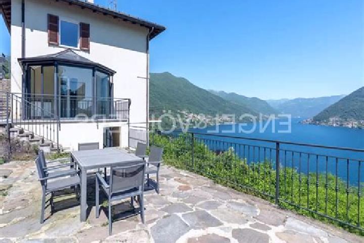 Nova, 22 — Escort in Morbio Superiore, Switzerland