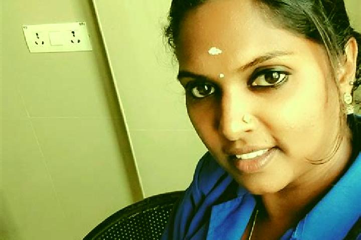 Nova, 22 — Escort in Peramangalam, India