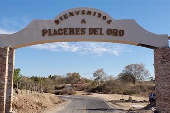 Nova, 22 — Escort in Placeres del Oro, Mexico