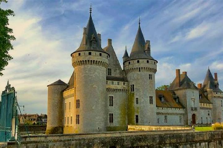 Nova, 22 — Escort in Pouilly-sur-Loire, France