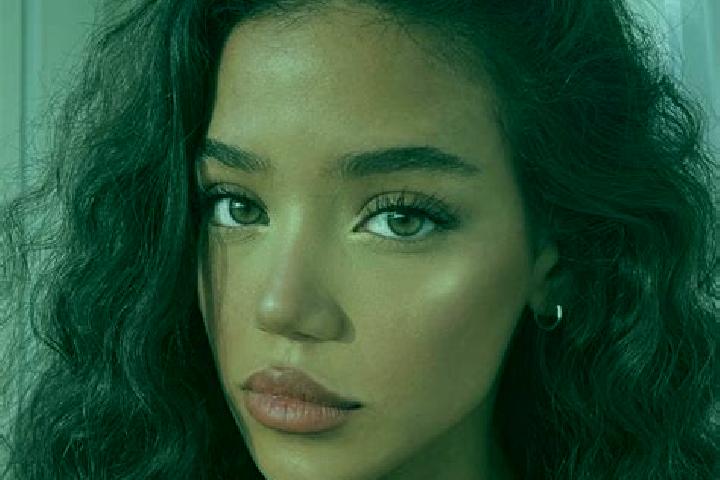 Nova, 23, a black brown-eyed ebony companion based in Oktyabr skoye. Offering Erotic Massage, Girlfriend Experience, Deep French Kissing, Overnight. Availabl...