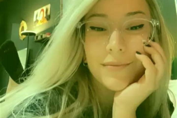 Nova, 23, a blonde grey-eyed caribbean companion based in Vignoux-sur-Barangeon. Offering Couples, A-Level. Available for incall and outcall, overnight booki...