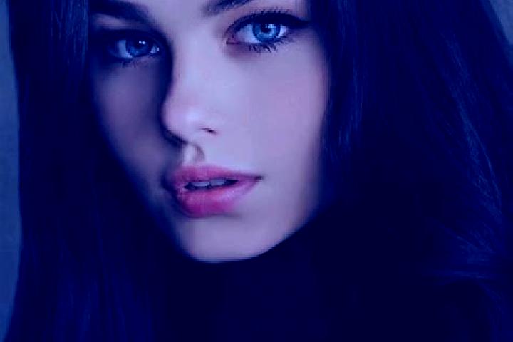 Nova, 23, a chestnut dark-eyed slavic companion based in Corralero. Offering Domination, Roleplay, BDSM. Available for incall and outcall, overnight bookings...