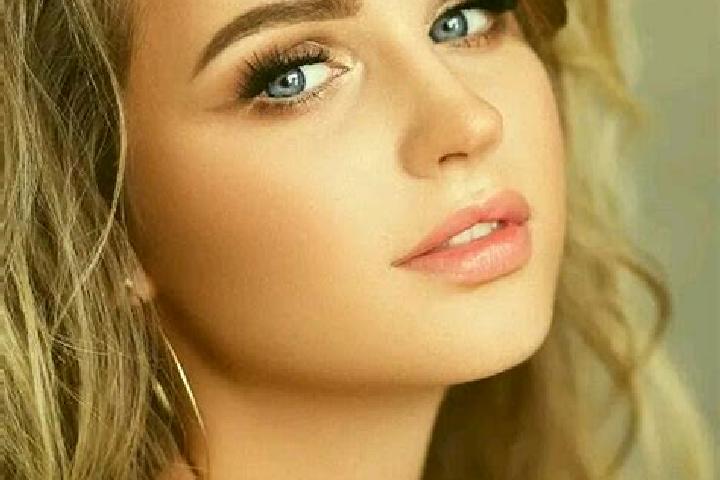 Nova, 23, a dark blonde blue-eyed mediterranean companion based in Schwerzenbach / Blatten. Offering GFE, Dinner Date, Travel Companion, Striptease, Prostate...