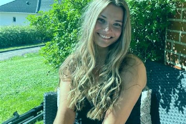 Nova, 23 — Escort in Neder Holluf, Denmark