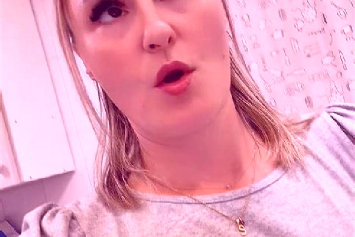 Nova, 23 — Escort in Pruna, Spain