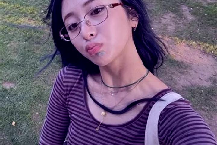 Nova, 23 — Escort in Yunjin, China