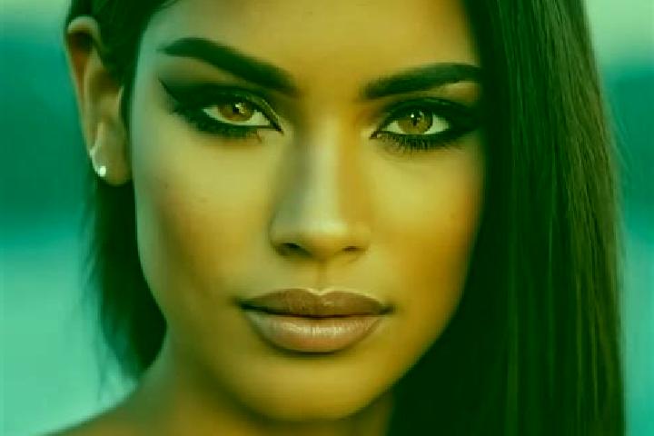 Nova, 24, a blonde amber-eyed latina companion based in Ijebu-Ife. Offering OWO, Couples. Available for incall and outcall, day and evening dates.