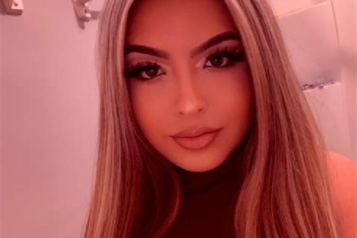 Nova, 24, a blonde amber-eyed latina companion based in Rofansiedlung. Offering Fetish, OWO, BDSM, Roleplay. Available for incall and outcall, day and evenin...