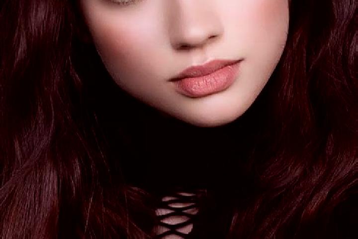 Nova, 24, a brunette dark-eyed european companion based in Malonty. Offering Couples, Tantra, Duos. Available for incall and outcall, day and evening dates.