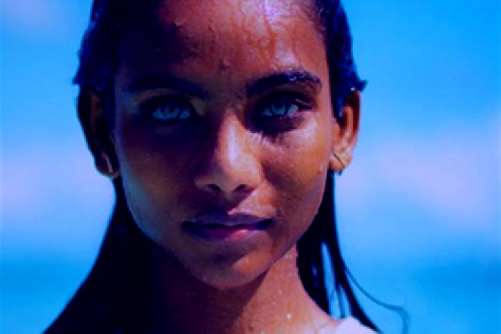 Nova, 24, a red blue-eyed indian companion based in Oberlin. Offering Massage, Duos. Available for incall and outcall, day and evening dates.