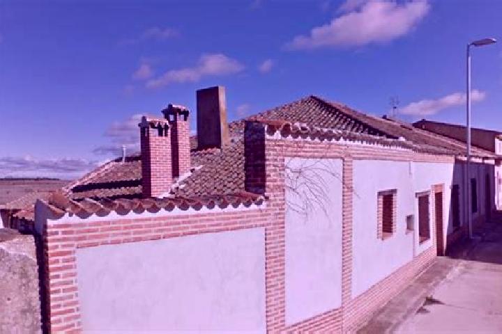 Nova, 24 — Escort in Aldehuela del Codonal, Spain