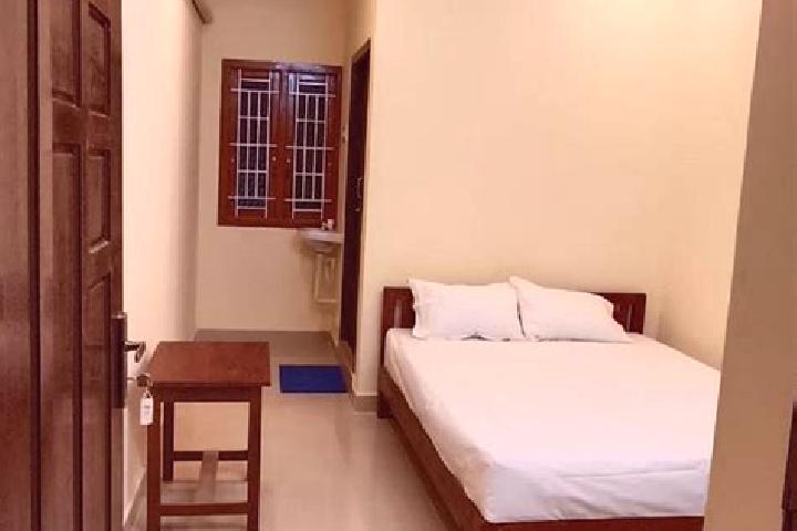 Nova, 24 — Escort in Thiruvarur, India