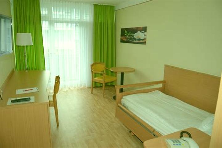 Nova, 24 — Escort in Waldburg, Germany