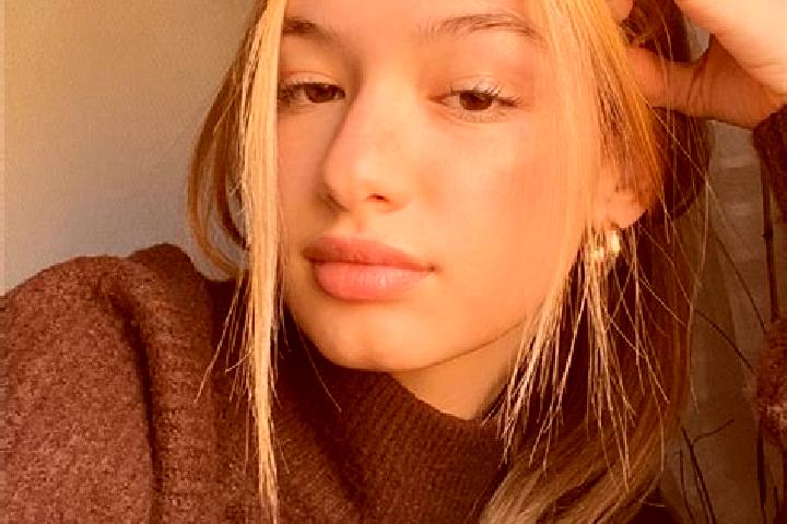 Nova, 25, a blonde brown-eyed caucasian companion based in Neoulefla. Offering GFE, 69, Overnight, Deep French Kissing. Available for incall and outcall, day...
