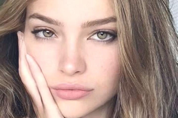 Nova, 25, a blonde hazel-eyed mediterranean companion based in Taquaral. Offering Party Girl, Duos, A-Level, Overnight. Available for incall and outcall, day...