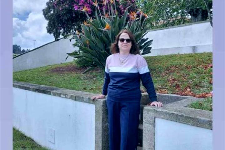 Nova, 25 — Escort in Milagres, Portugal