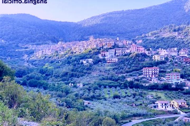 Nova, 25 — Escort in Piglio, Italy