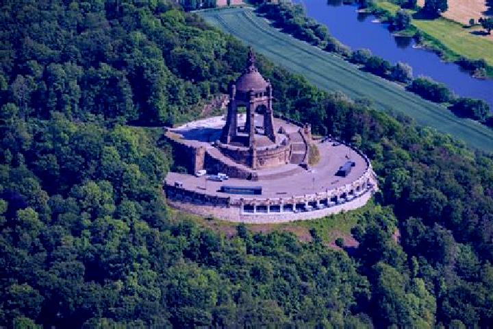 Nova, 25 — Escort in Porta Westfalica, Germany
