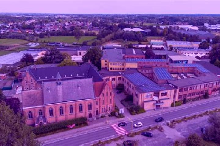 Nova, 25 — Escort in Sint-Denijs, Belgium