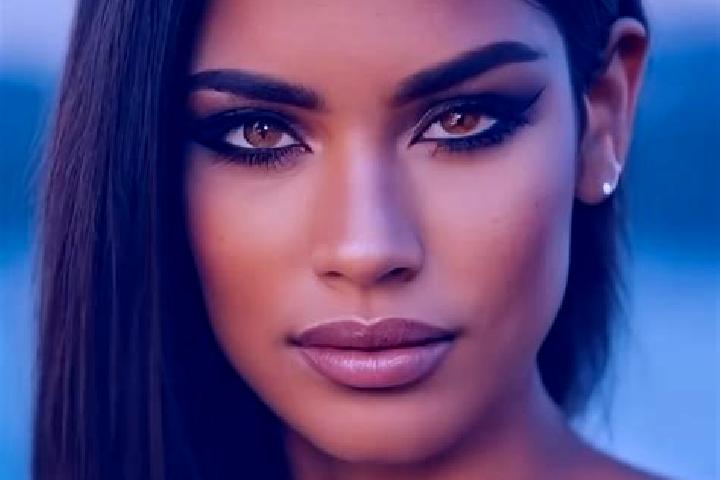 Nova, 26, a dark blonde amber-eyed latina companion based in Blantyre. Offering Roleplay, CIM, Erotic Massage. Available for incall and outcall, day and even...