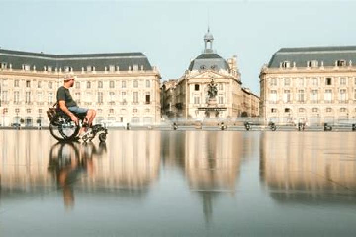 Nova, 26 — Escort in Belleneuve, France