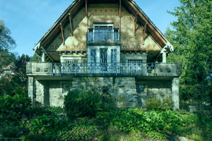 Nova, 26 — Escort in La Chaux-de-Fonds, Switzerland