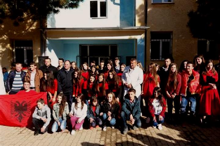 Nova, 26 — Escort in Topojan, Albania