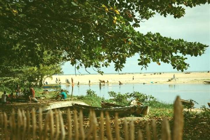 Nova, 26 — Escort in Vatomandry, Madagascar