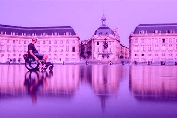 Nova, 26 — Escort in Vimines, France