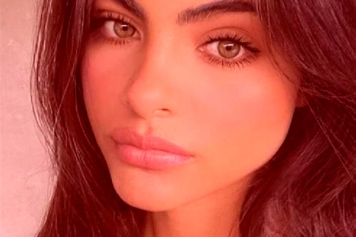 Nova, 27, a black hazel-eyed european companion based in Crossett. Offering 69, Travel Companion, Tantra. Available for incall and outcall, day and evening d...