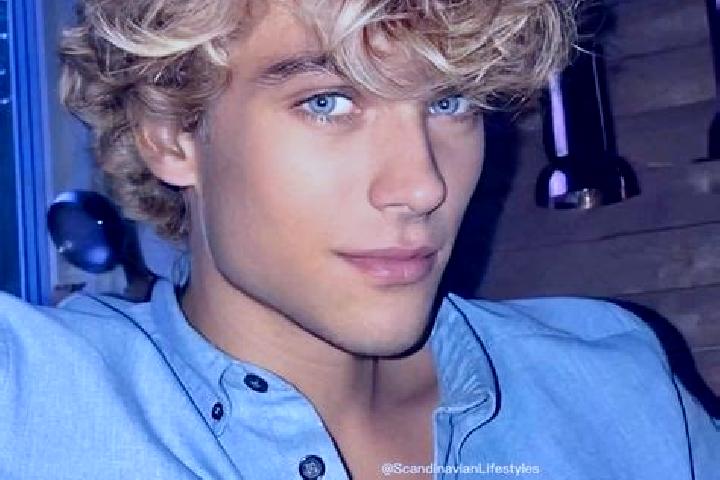 Nova, 27, a blonde amber-eyed middle eastern companion based in Direk. Offering Overnight, Deep French Kissing, Prostate Massage. Available for incall and ou...