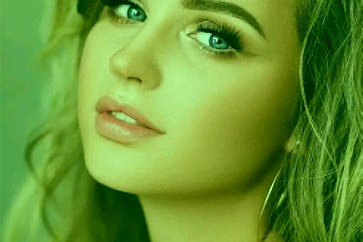 Nova, 27, a dark blonde blue-eyed caribbean companion based in Sharan. Offering Striptease, Roleplay, Girlfriend Experience, Party Girl, Tantra. Available fo...